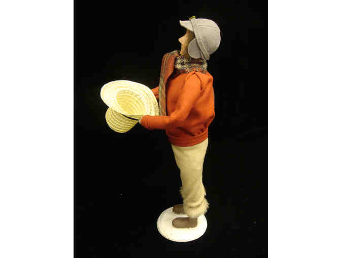 Byers' Choice Caroling Man With Straw Hat Figure (2007 Edition)