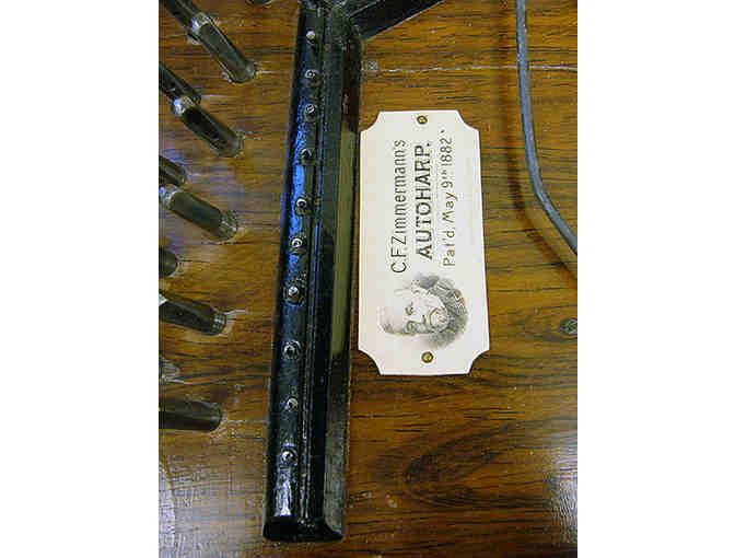 1882 C.F. Zimmermann's Autoharp with Music Sheets (no strings) In Case