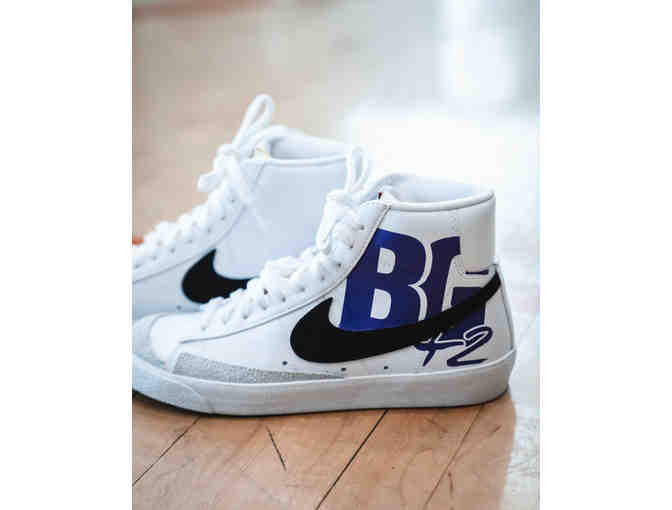 Kicks for a Cause Auction: Win Holly Rowe's custom BG42 sneakers!