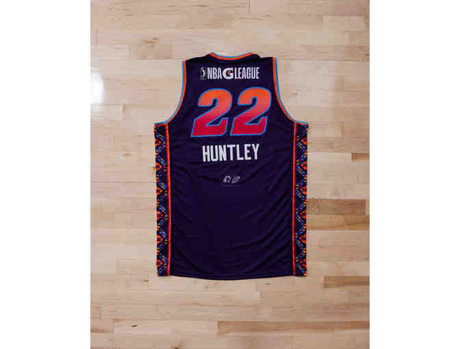 CJ Huntley Autographed Soles del Valle Jersey - Photo 1