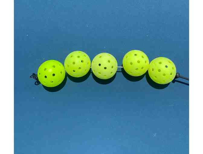 F04 Pickleball Stringer