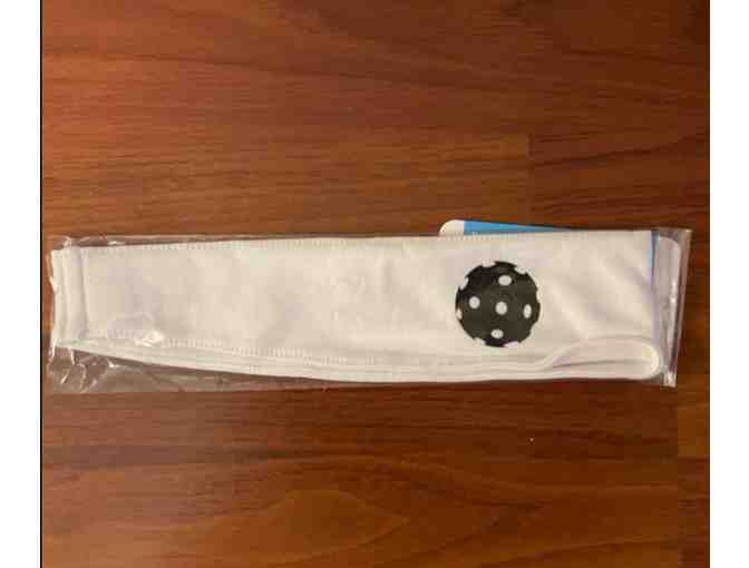 M05 Stocking Stuffer Pickleball Set