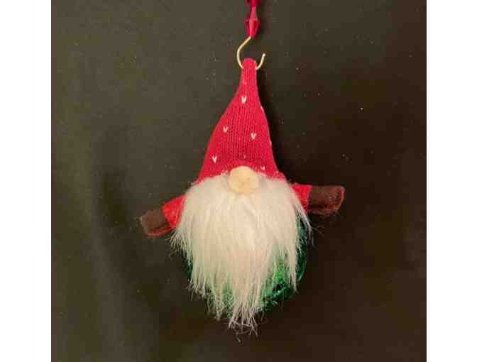 O06 Upcycled Pickleball Ornament #6