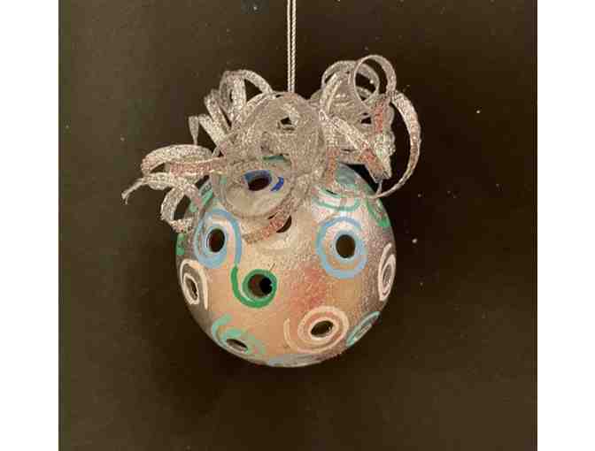 O07 Upcycled Pickleball Ornament #7