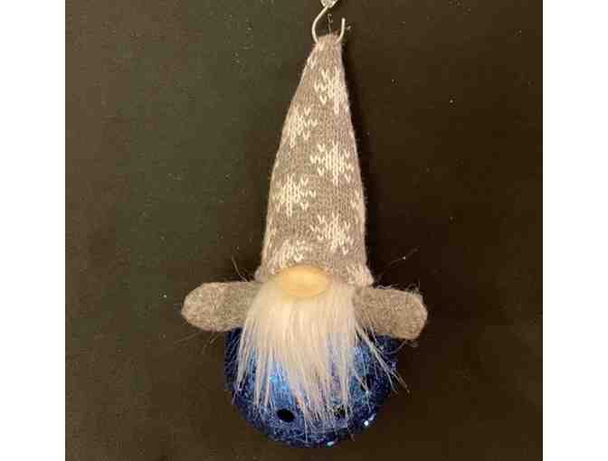 O10 Upcycled Pickleball Ornament #10