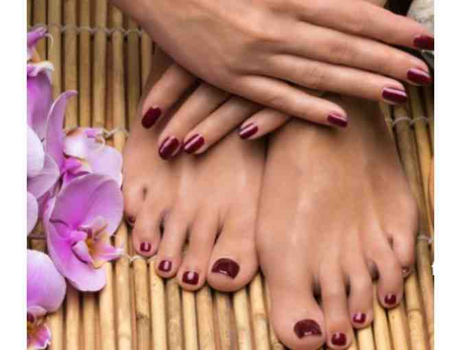 Full Set of Lash Extensions - Pinetree Wellness Center and Spa