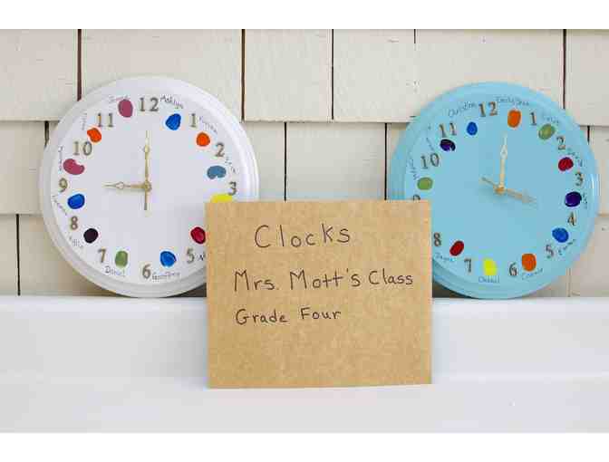 Mrs. Mott's White Fingerprint Clock