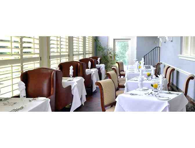 Overnight stay with Signature Dinner and Breakfast for two at Airlie