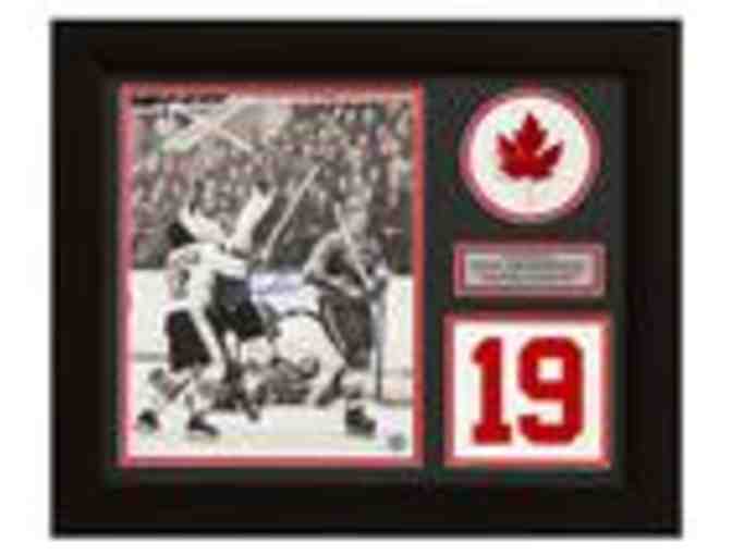 Paul Henderson Team Canada Autographed Summit Series 20x24 Jersey Number Frame - Photo 1