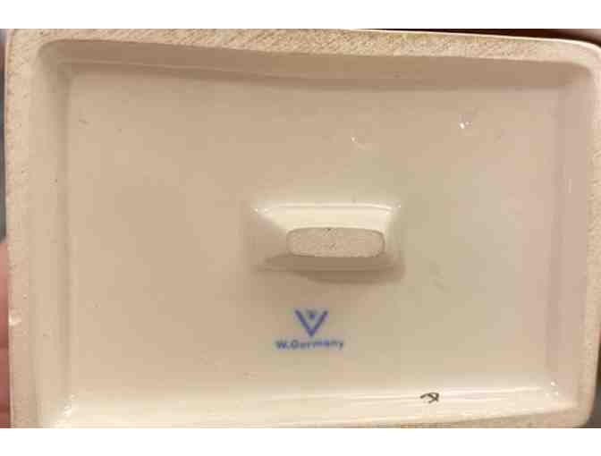 Vintage Hummel Figurine - Merry Wanderer