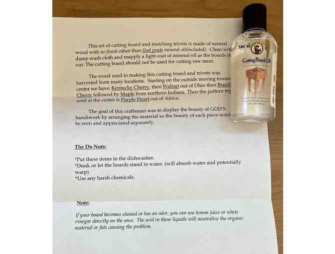 Handmade Cutting Board with 2 Trivets