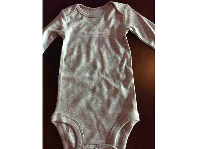 DC-themed children's clothes / Ropa para ninos con temas de DC