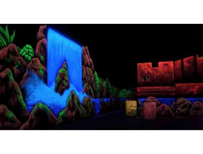 Castle Laser Tag Birthday Party! / Fiesta de Cumpleanos de Castle!