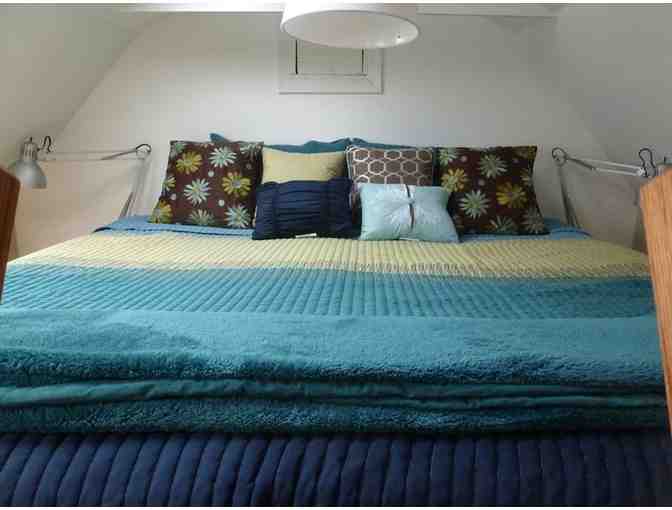 Two Nights in DC 'Micro House' / Dos Noches en la 'Micro Casa' DC