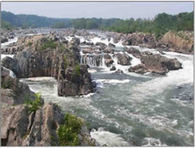 Hiking & Kayaking at Great Falls / Senderismo y Kayak en Great Falls