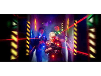 Castle Laser Tag Birthday Party! / Fiesta de Cumpleanos de Castle!