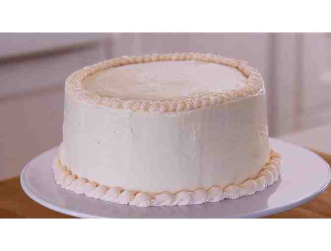 9' 2-Layer Celebration Cake / Torta de Celebracion de 2 Camadas de 9'