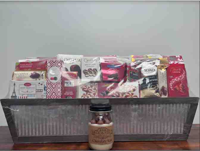 Chocolate Lovers' basket and gift card