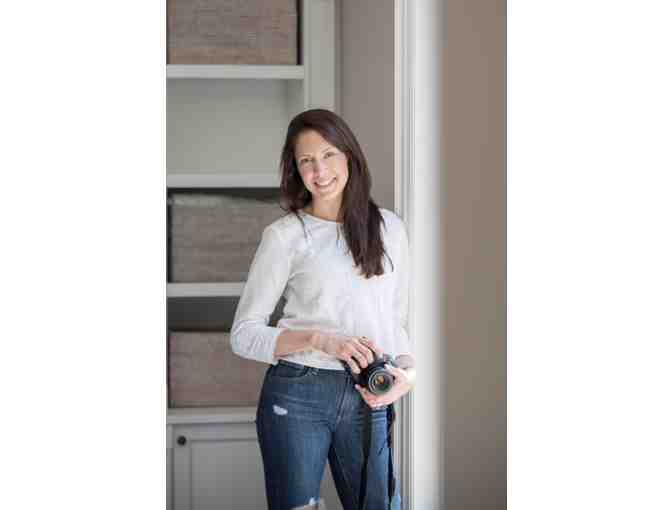 1 Hour Weekday Photo shoot with Maggie Devereux Photography, for you/your family