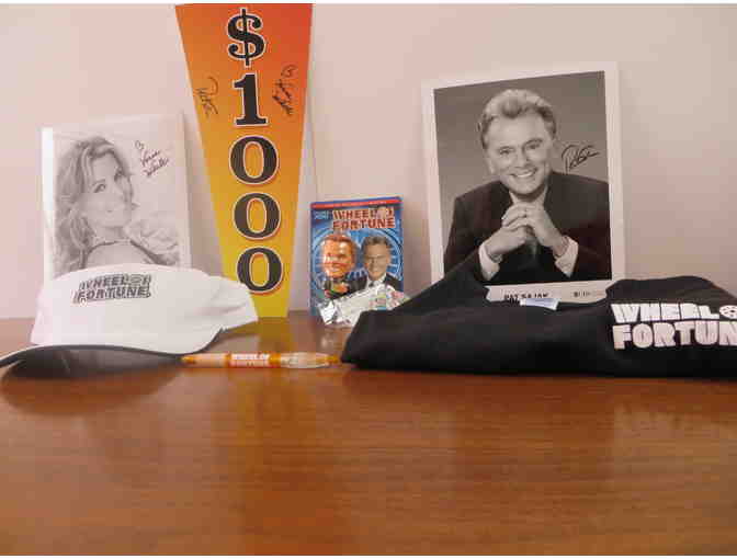 4 Wheel of Fortune VIP Passes & prize package