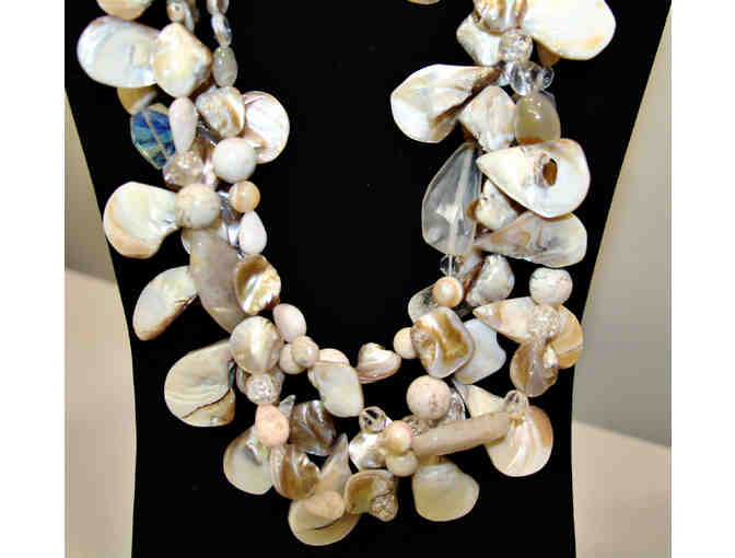 Women's Mother of Pearl Necklace