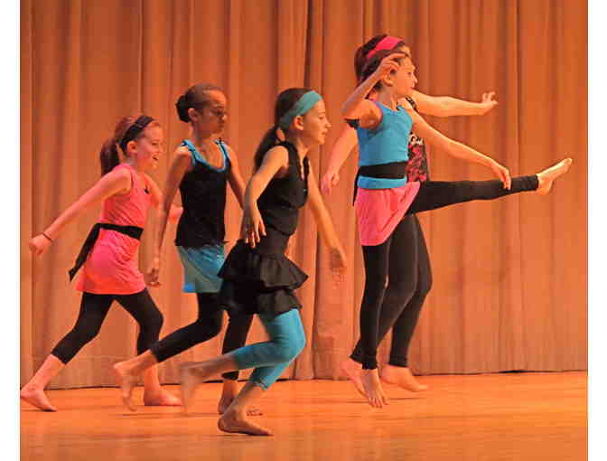 Dance for Children and Teens with Loretta Thomas (Moving Visions Dance)
