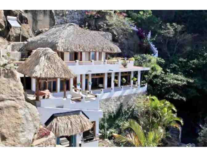 Guatemala Getaway - 2 nights in 4 Bedroom Villa - Photo 2