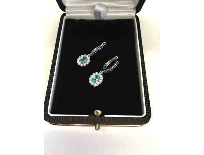 18k Wht Gold, Blue Sapphire Hoop Earrings with Petit Dangling Apatite & Diamonds