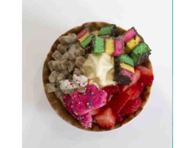 16 Handles - Fro Yo Party for Ten Guests