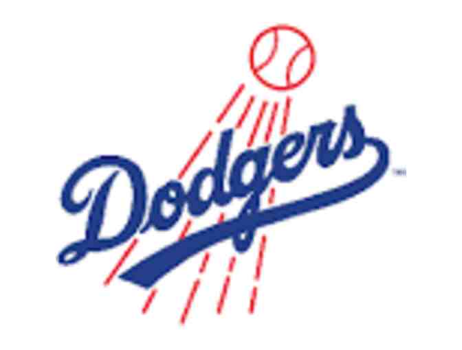 LA Dodgers: Dave Roberts Autographed Jersey, Batting Practice & Four Field Level Tickets - Photo 1