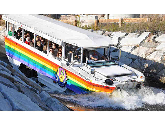 Adventurous Day In Boston: Duck Tour and Five Napkin Burger!