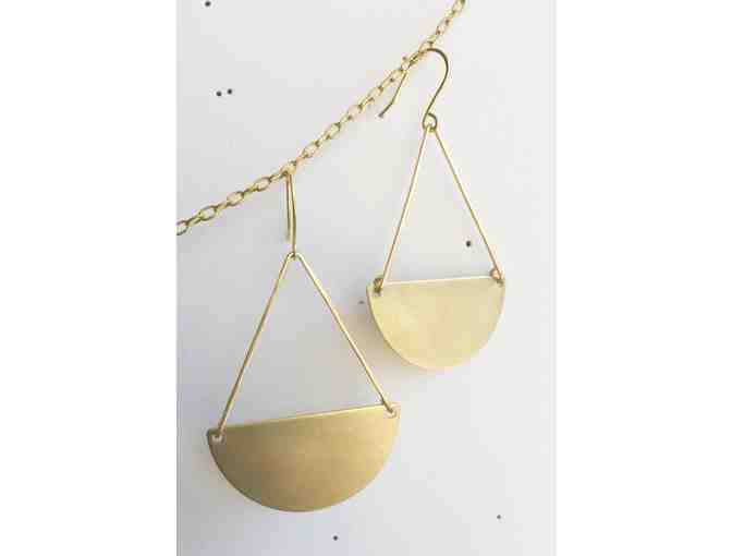 For Mom: pink and white woven tote bag & beautiful brass earrings