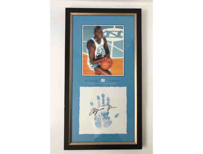 Michael Jordan - "Hand" - Photo 1