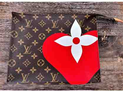 Louis Vuitton Clutch