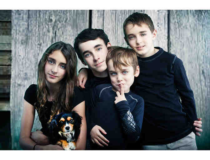 Videler Photography: Creative, In-Studio Portrait Session.