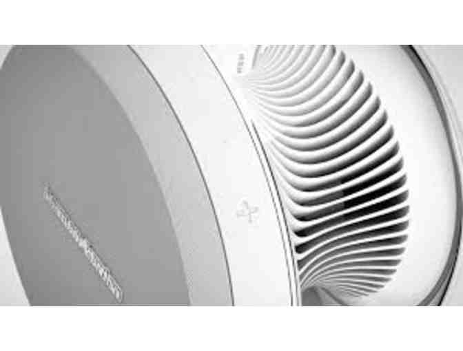 Harman Kardon Nova Wireless Stereo Speakers: Beauty for the Ears and the Eyes