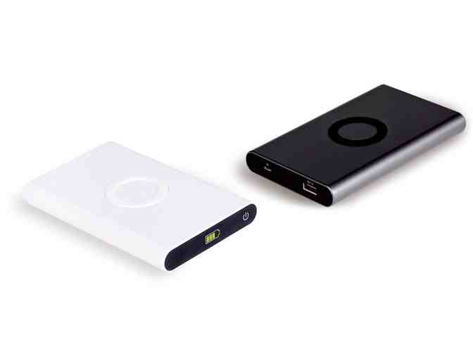 JBL Portable Clip speaker & Pocket Juice Pack