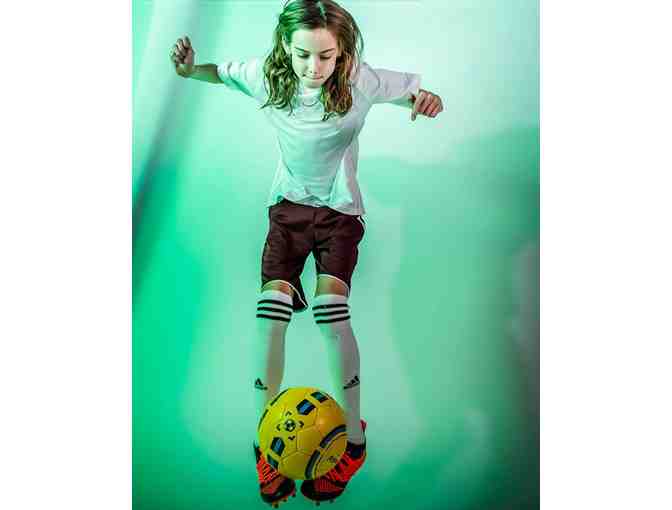 1 hour of family shoot + (1) 8x10 print