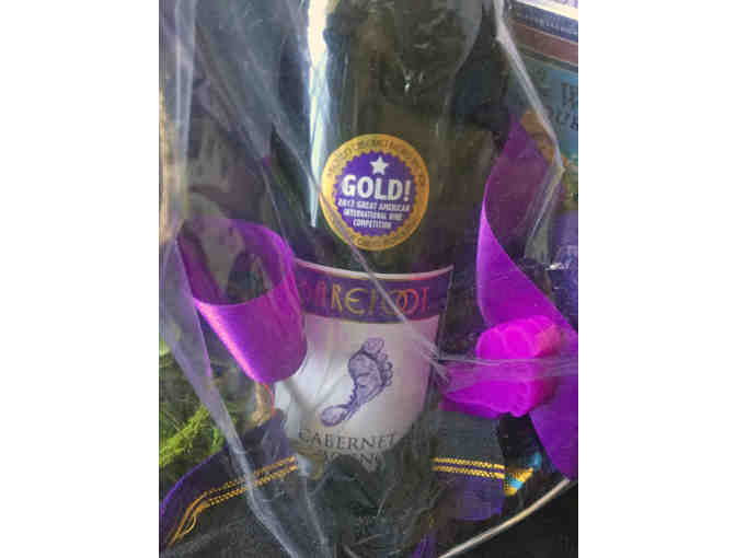Basket of Wine Goodies