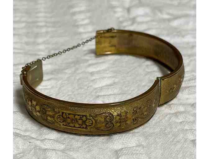 Vintage Hinged Etched Bangle Bracelet