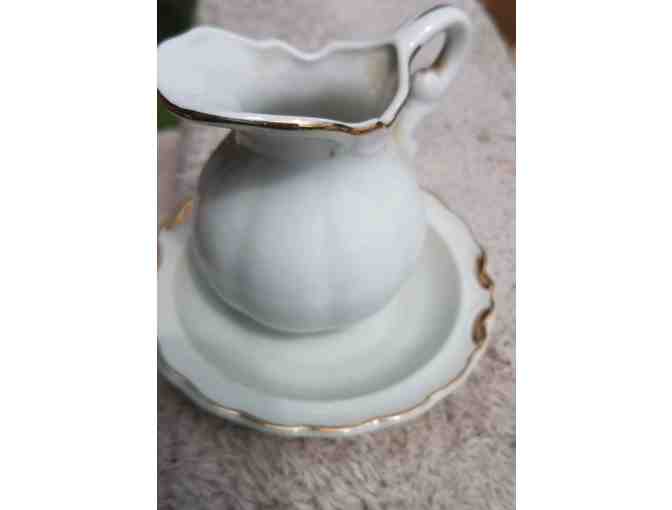 Creamer Cup with Saucer