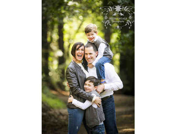 Nightingale Portraits: Family Portrait Session with an 8x10 archival print (3 of 5)