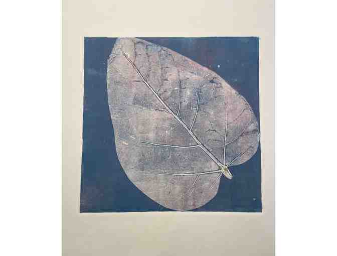Catalpa Leaf on Blue- Original Mono Print - Photo 1