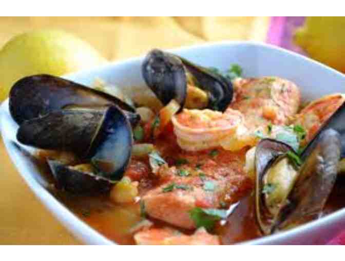 GOURMET SEAFOOD DINNER FOR 6 ON LAKE WASHINGTON