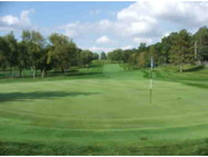 Round of golf for 4 with carts at Bent Creek Golf Club in Eden Prairie