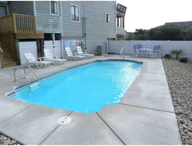 Beach Week in OBX! Duck NC home with heated saltwater pool!