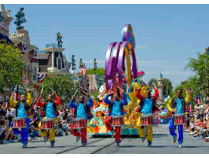 (4) Disneyland One-Day Park Hopper Tickets