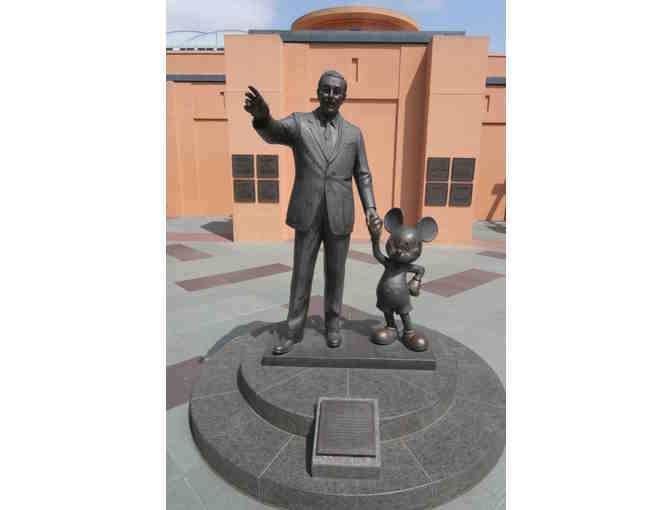 Unofficial Private Tour of the Walt Disney Studios for 4 people - Photo 3