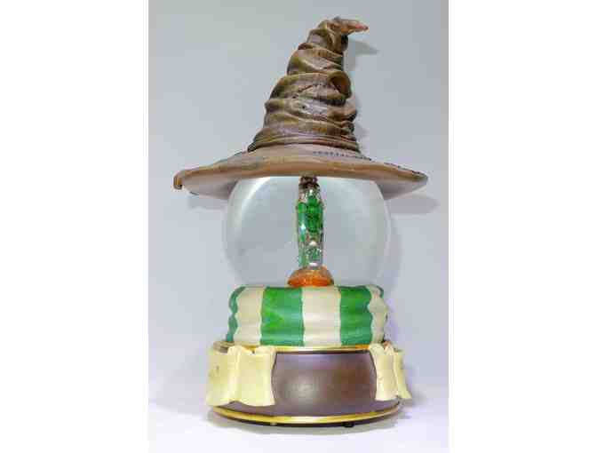 Harry Potter Snow Globe - Slytherin Sorting Hat