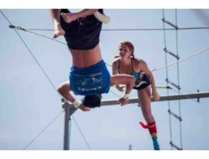 1 Flying Trapeze Class at Gaona's Trapeze Workshop